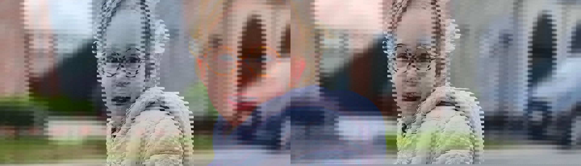 Kind Camille heeft al vroeg een bril nodig