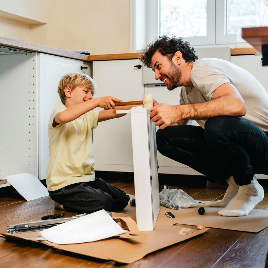 Vader Zoon Keuken Renoveren Energietransitie Gezinsbarometer