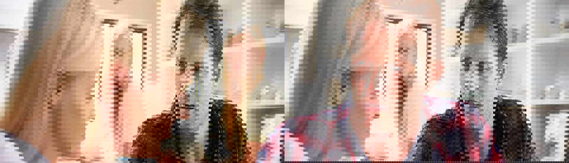 Gescheiden ouders maken afspraken over de opvoeding van hun puber