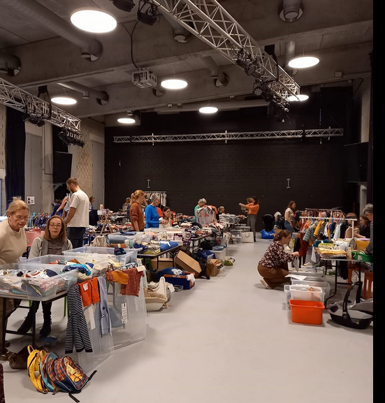 Tweedehandsbeurs: kinderkleding en babyuitzet - Puurs