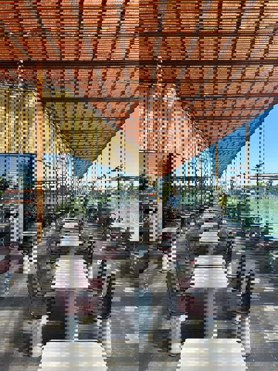 Aire De Pont De L’Isère 3