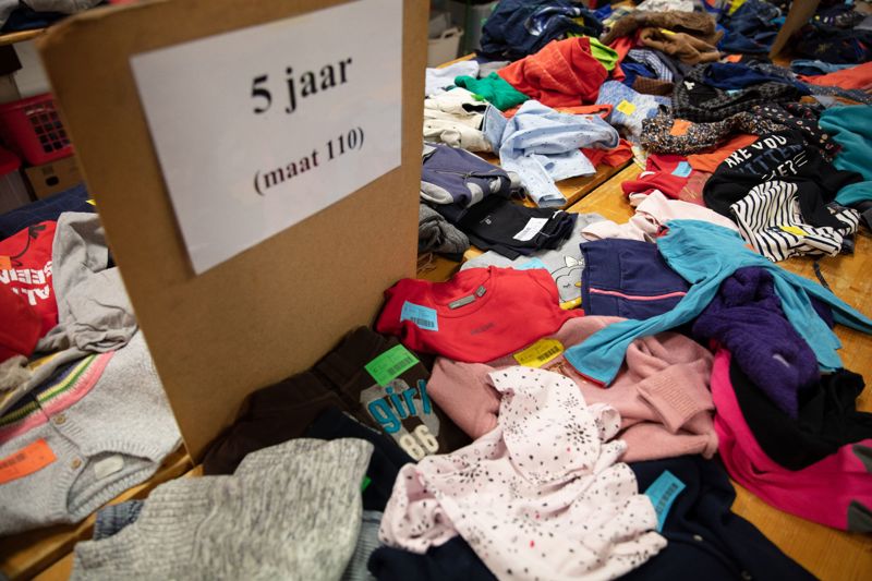 Tweedehands kledingbeurs met kleding tot 18 jaar