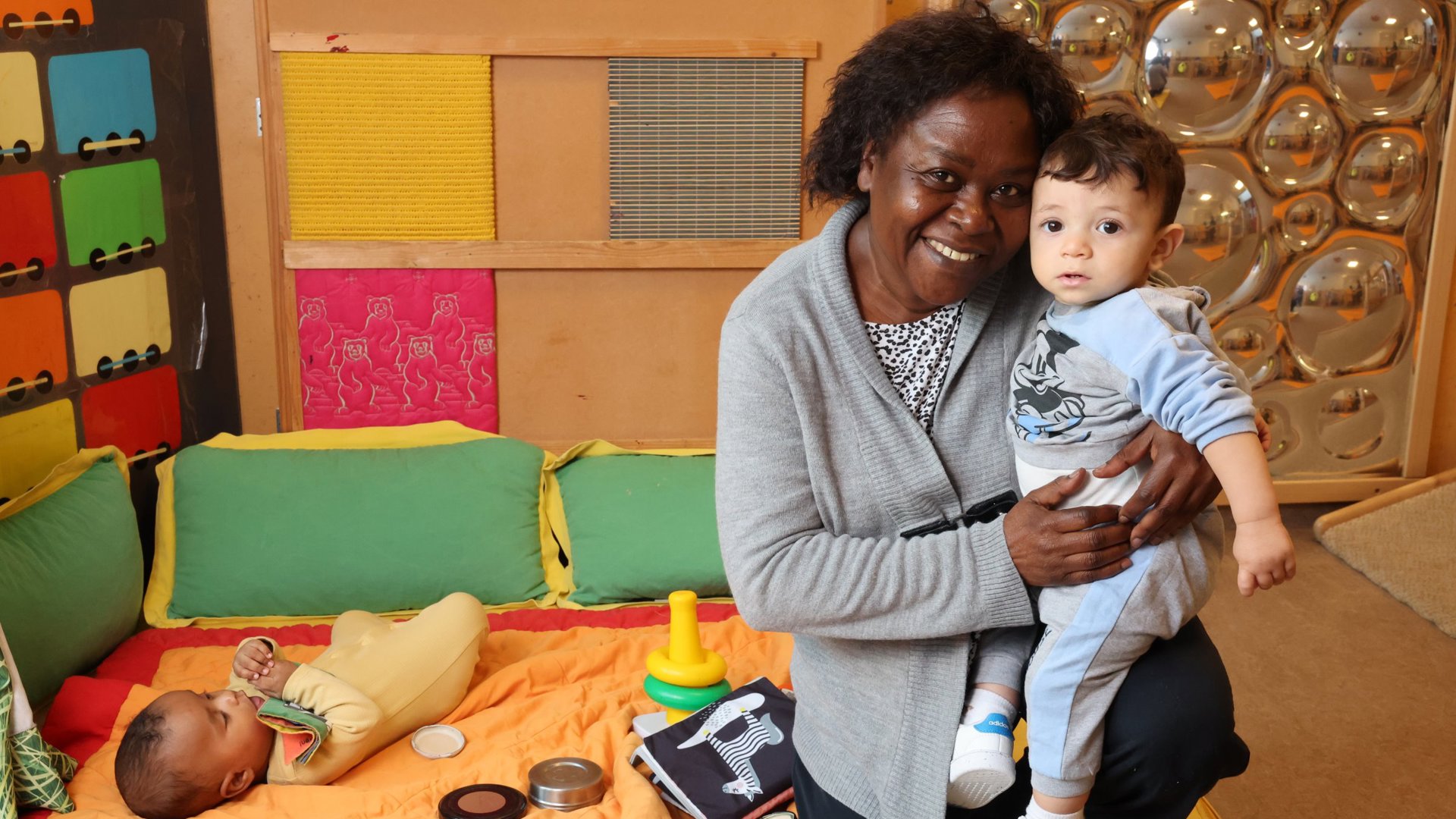 Frieda Kinderbegeleider Elmer Zij Instromer Speelmat Kindjes