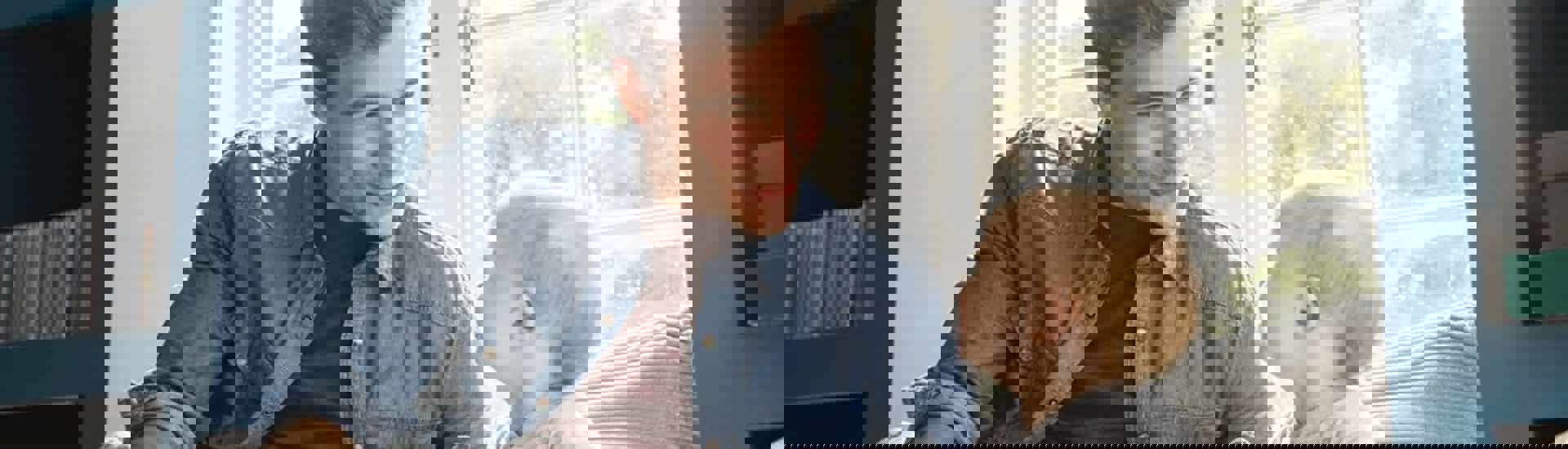 Papa praat met baby: taalontwikkeling stimuleren bij je baby