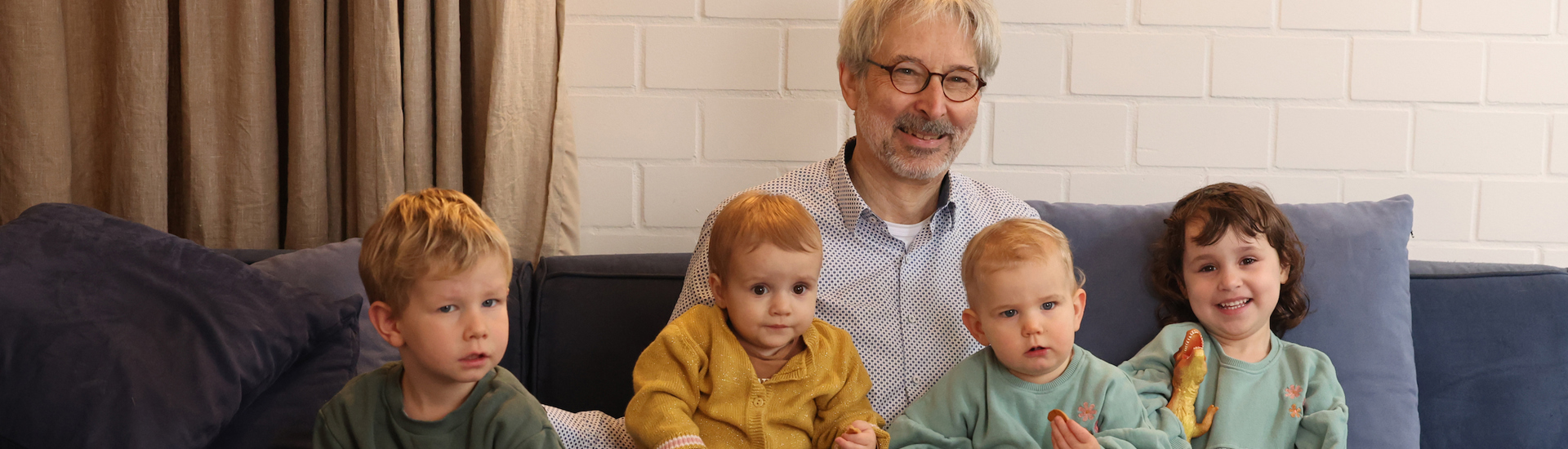 Algemeen Voorzitter Gezinsbond Ivo Mechels met kleinkinderen