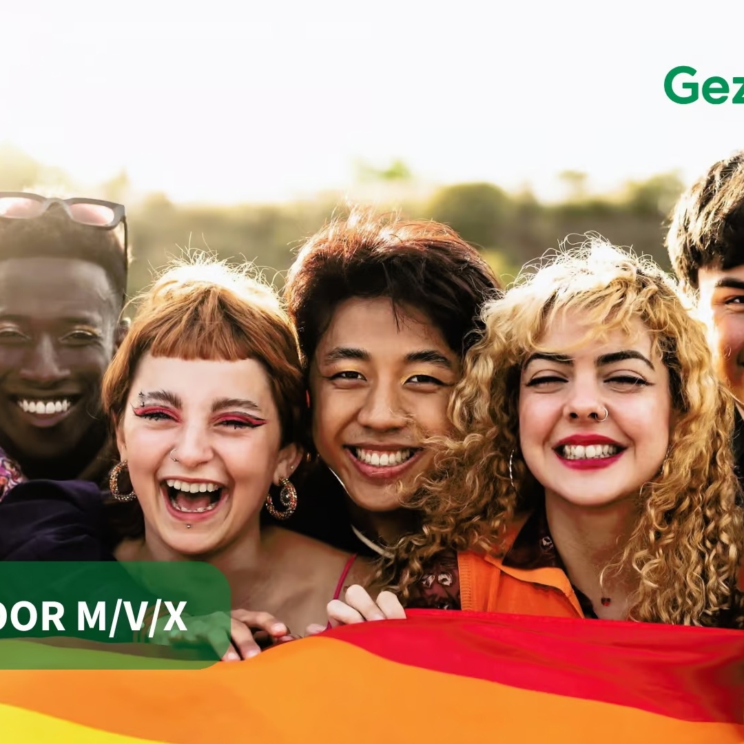 zeven mensen met verschillende huidskleur maken Safer Space Podcast