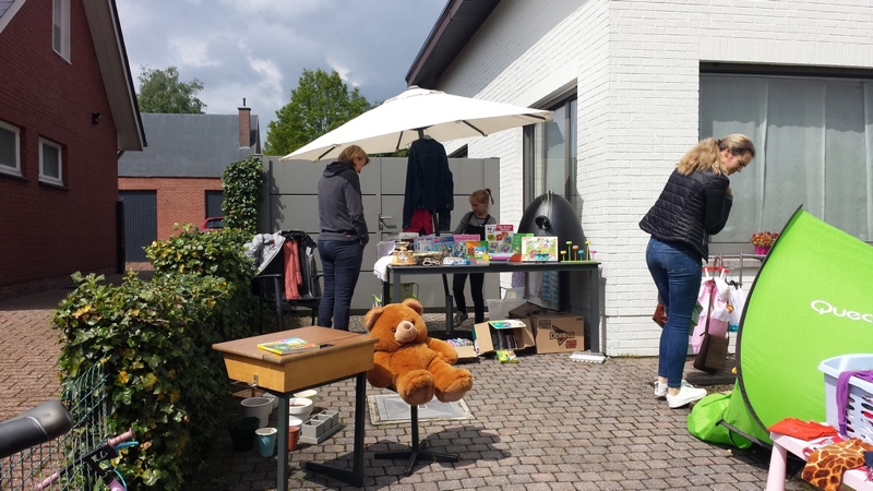 16de Garageverkoop