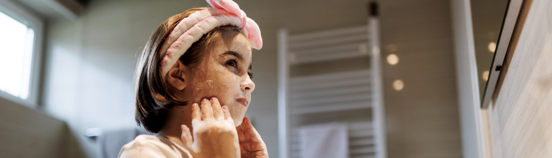 Skincare Routine Kind Serum Smeren Ongezond