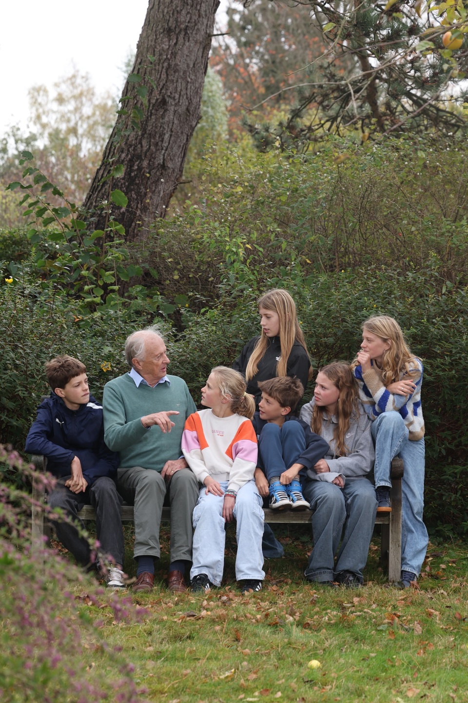 Alfons Vansteenwegen met kleinkinderen tips voor goed gesprek